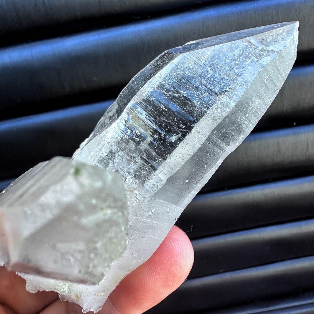 希少貴重マニハール産 高透明ヒマラヤ水晶クラスター クローライト共生A1218