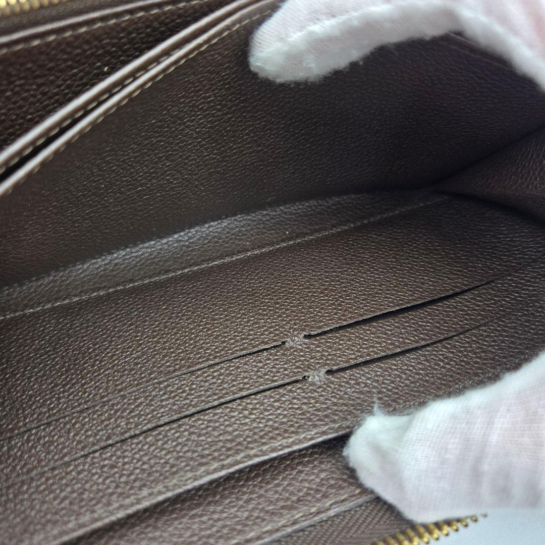 ルイヴィトン モノグラム アンプラント ジッピーウォレット 長財布 財布