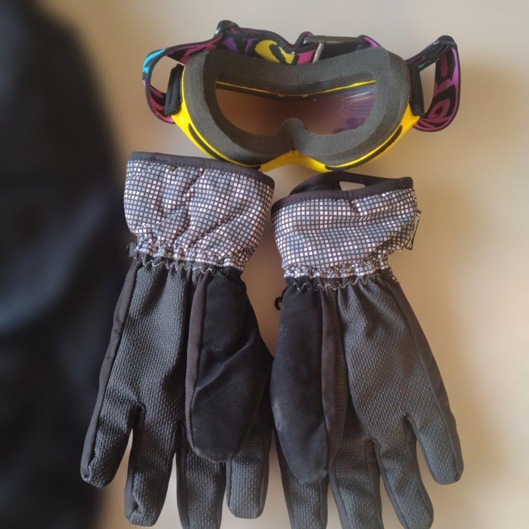 BURTONスノーボードウエア、パンツ、ゴーグル手袋セット　女性用ウィメンズ