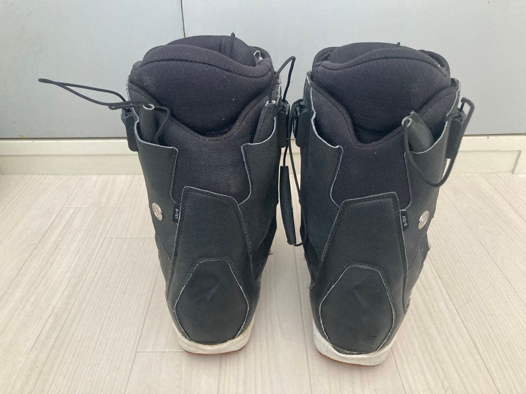 ディーラックス　エンパイア　26.5