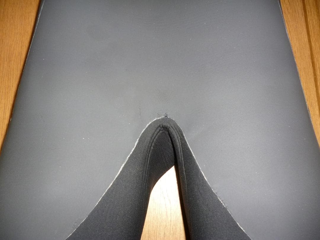 K*i様 ウエットスーツ「FELLOW」ロングチェストジップ セミドライ LB！