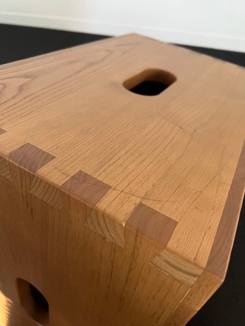 スツール Cassina LC14 TABOURET CABANON (2)