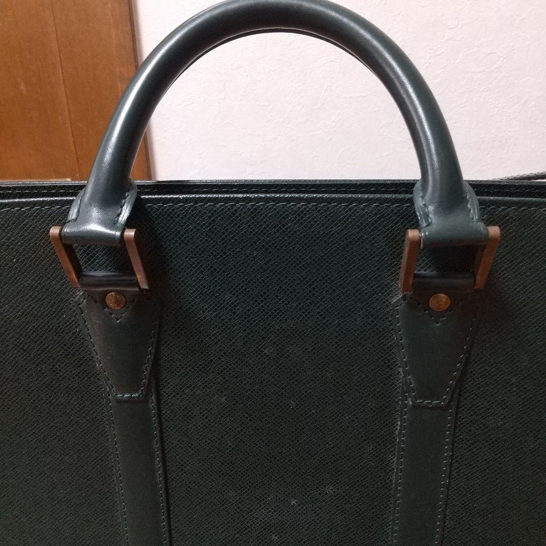 ルイ・ヴィトン ビジネスバッグ グリーン