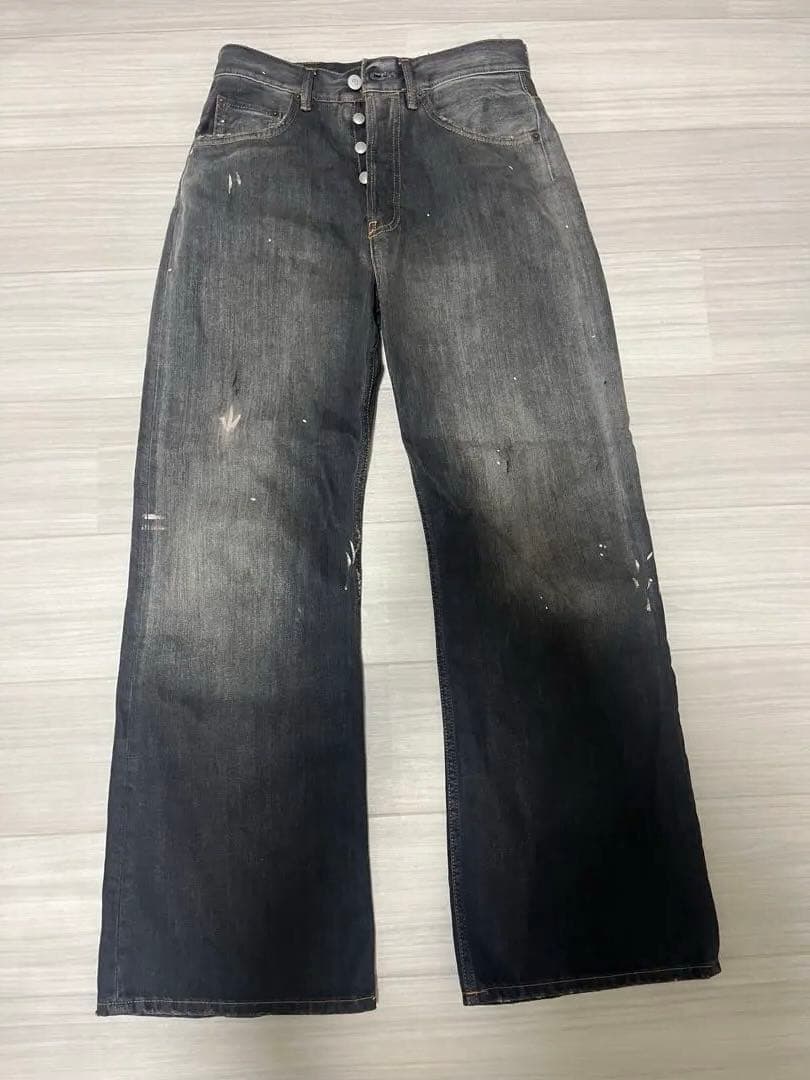 【ねおん】Acne Studious デニムパンツ