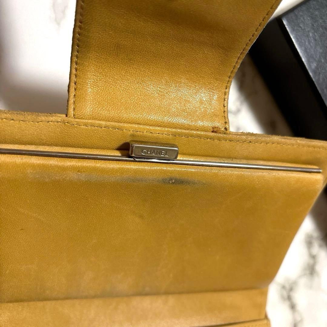 CHANEL エンボス加工 アイコンライン 長財布 ベージュ イエロー
