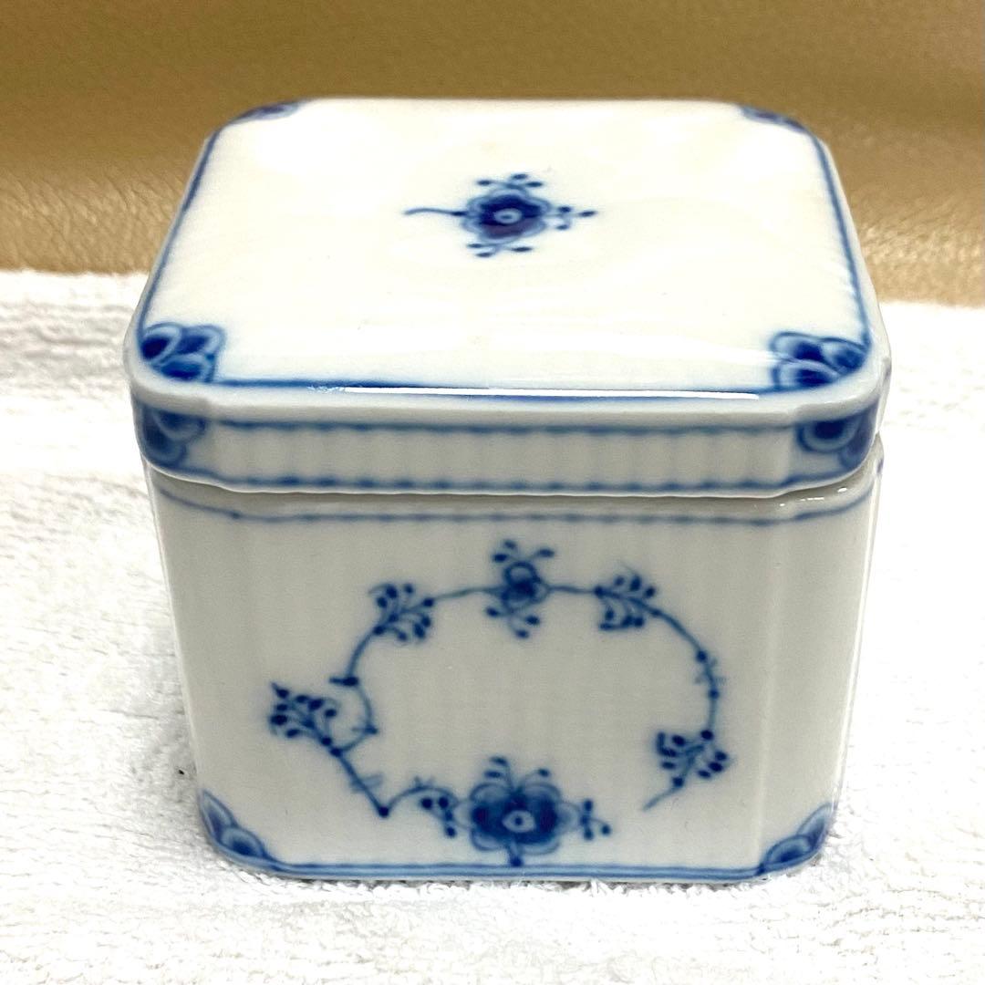 美品☆ロイヤルコペンハーゲン☆ボンボニエール☆ブルーフルーテッド