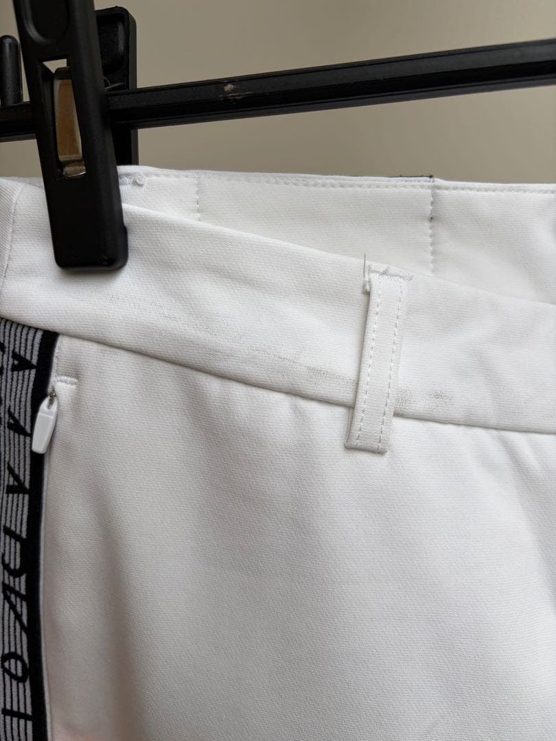 マークアンドロナ ホワイトフィットパンツ XL