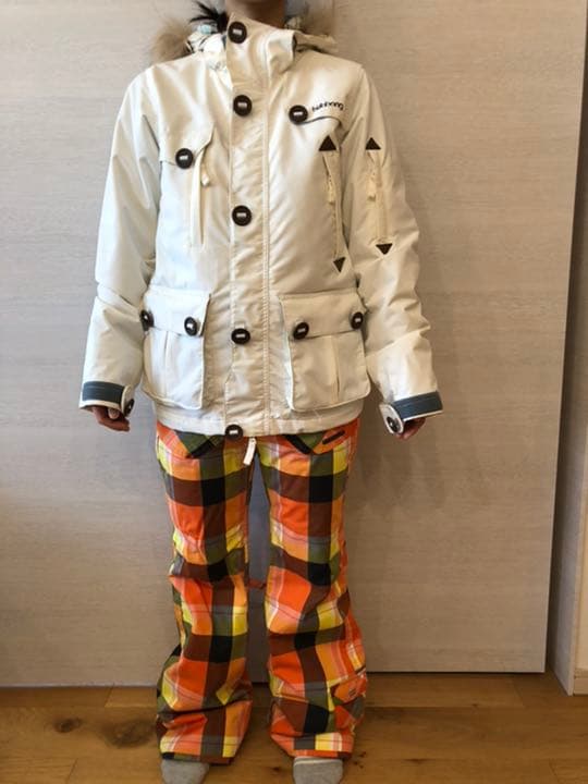 【美品】スノボウェア　上下セット　ビラボン　エスティボ　レディース