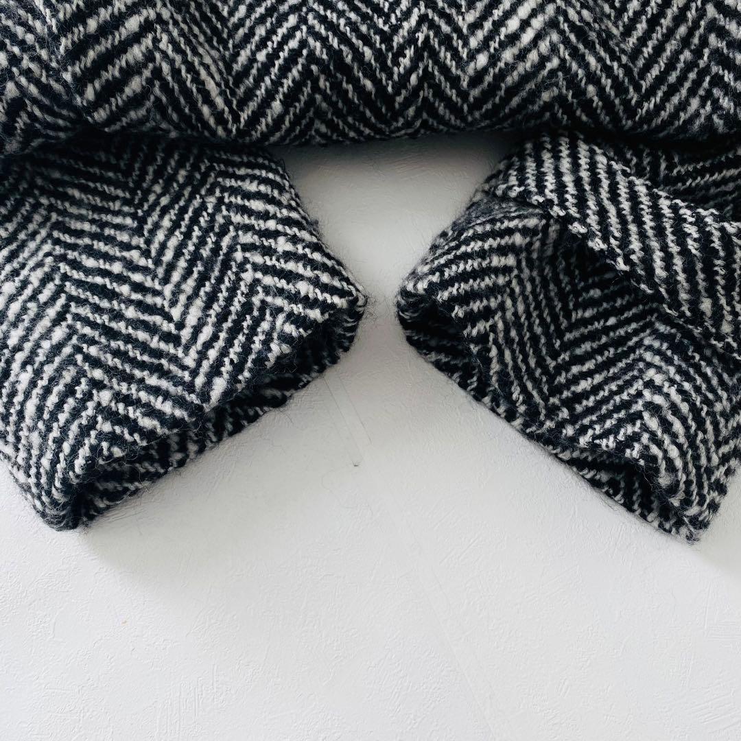 3128Aメゾンスペシャル ヘリンボーンステンカラーロングニットコート