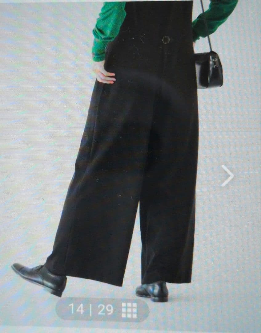 北欧暮らしの道具店　 「気軽に着られて、きれい見え」 ポンチ素材のオールインワン