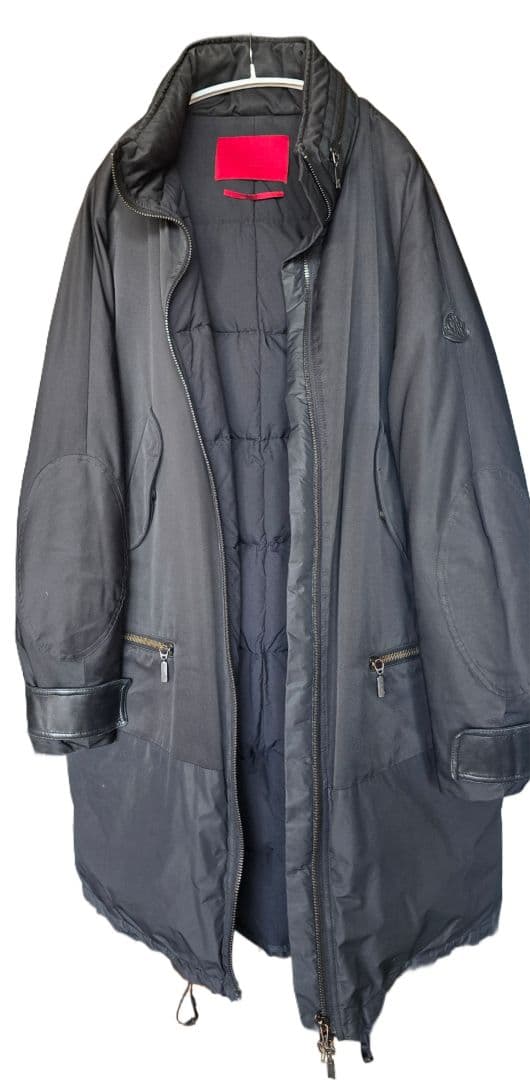 希少 モンクレール ガムルージュ ダウン モンスターパーカー ブラック