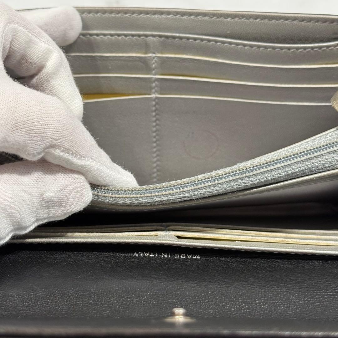 シャネル カメリア エンボス ココマーク 長財布 ラムスキン ブラック