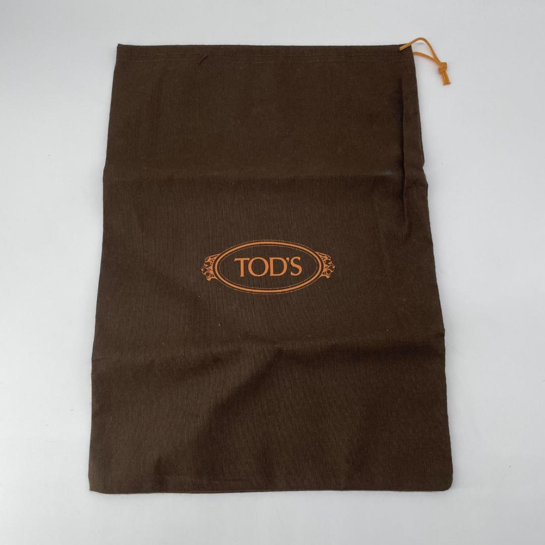 15085✨未使用級✨トッズ ゴンミーニ ドライビングシューズ レザー 白