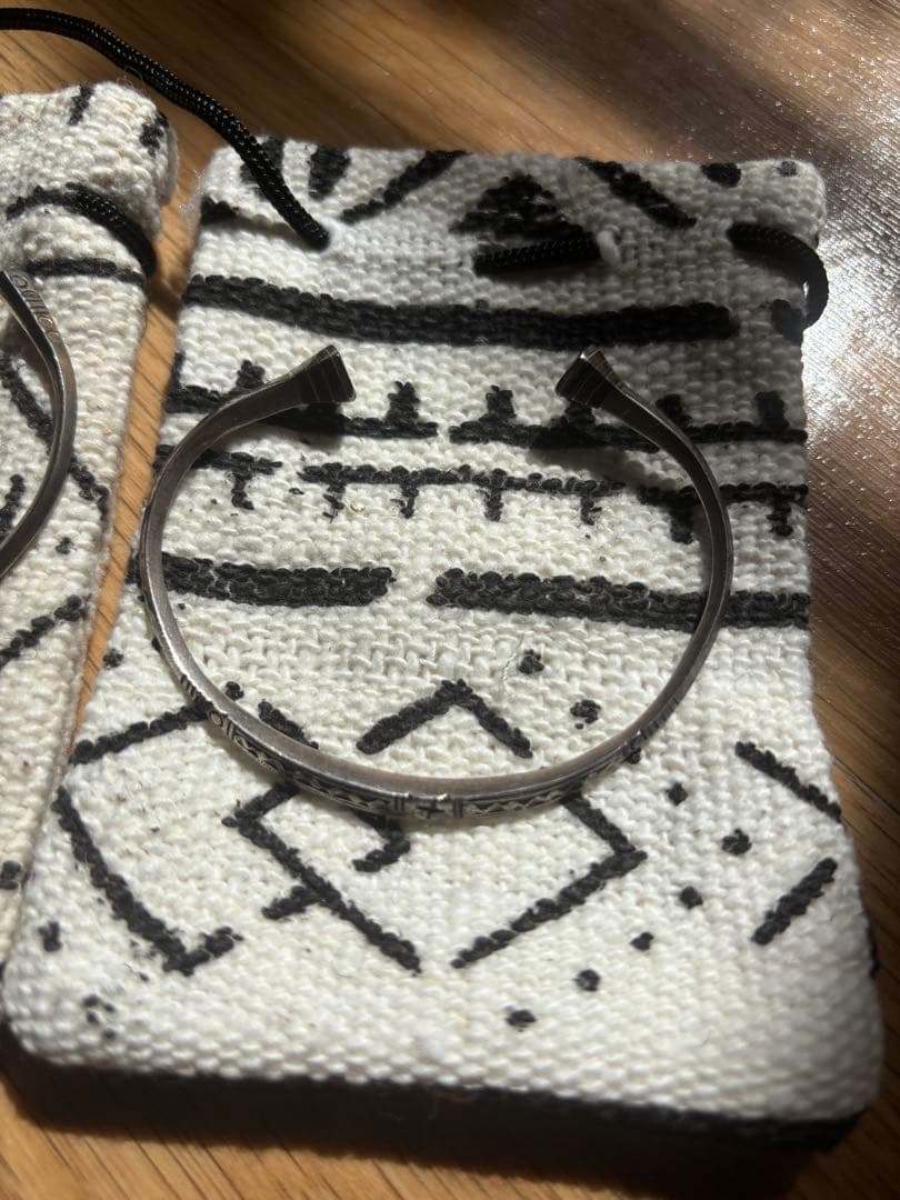 1日限定値下げAdawat'n Tuareg ブレスレット 2本セット