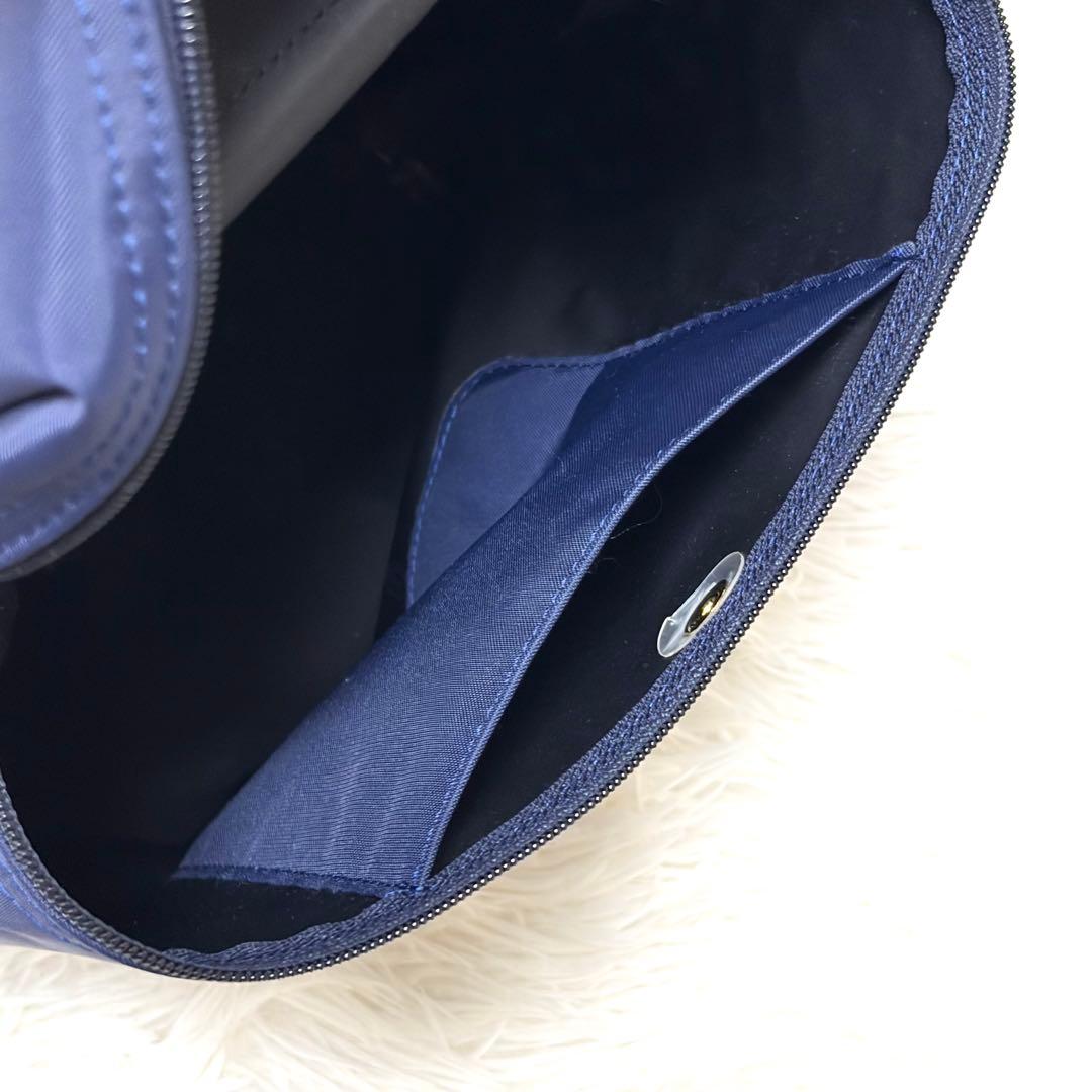 Longchamp ロンシャン プリアージュ リュック　ネイビー