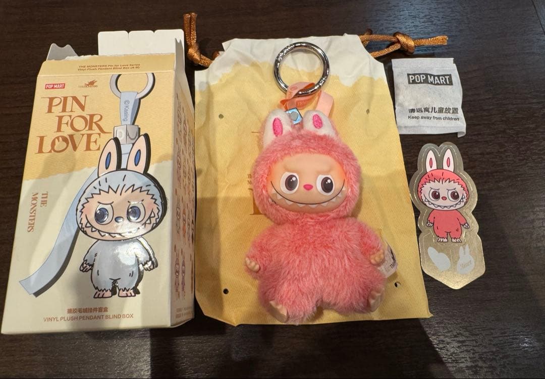 ラブブ シークレット PIN FOR LOVE イニシャル ♡ ハート 正規品