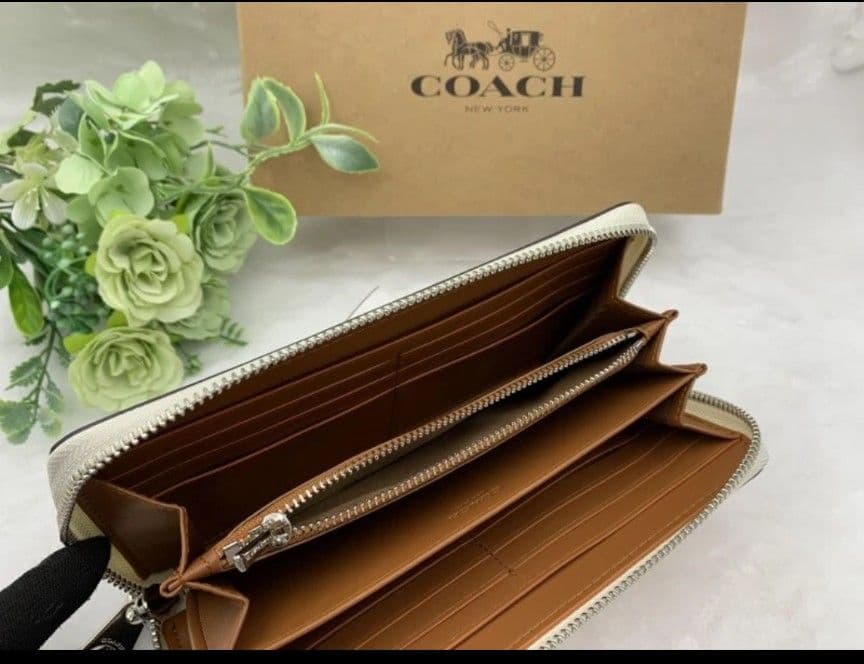 未使用 COACH マルチカラー 長財布