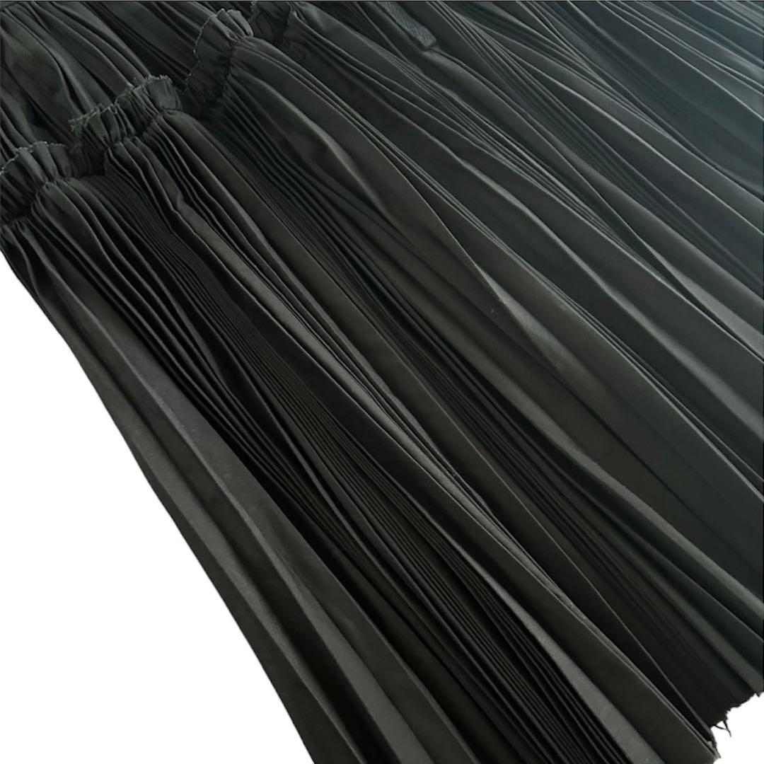 sacai ベルト プリーツ スカート ブラック 個性的 コレクション ショー