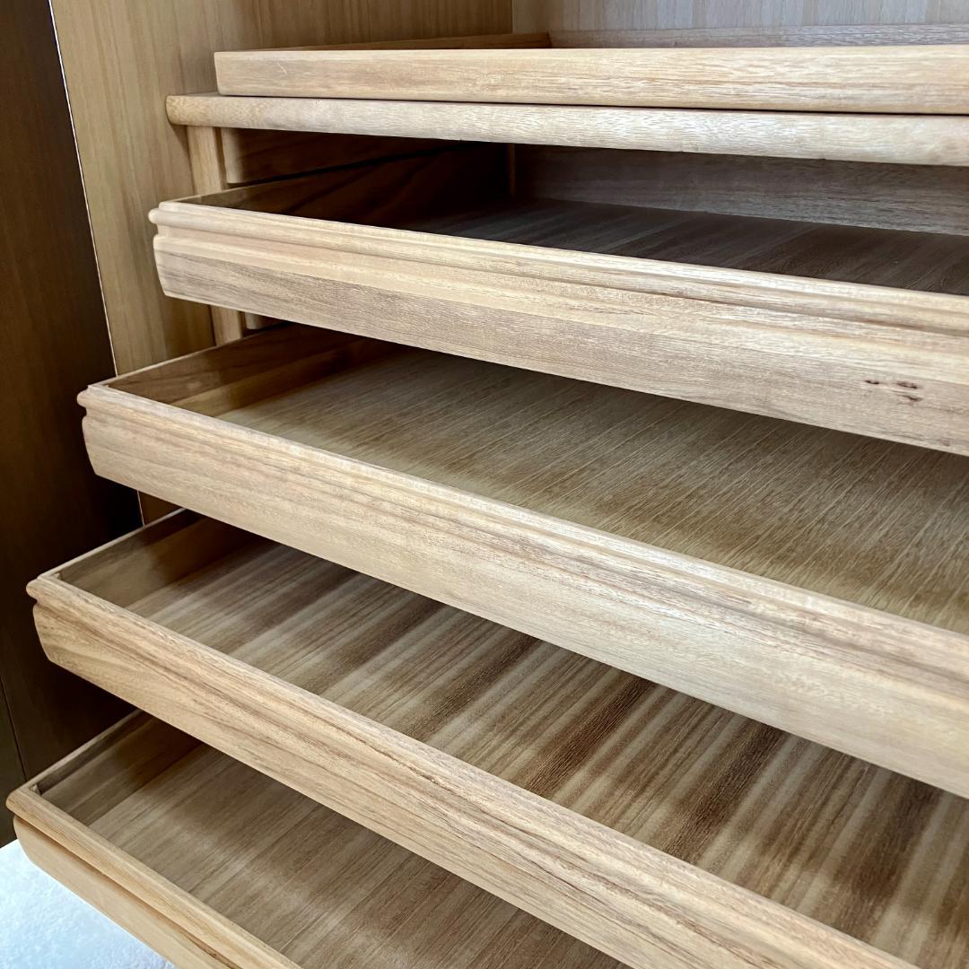 洋風桐タンス 観音開きタイプ アスティ 天然木 ナラ色 着物収納向け 家庭用