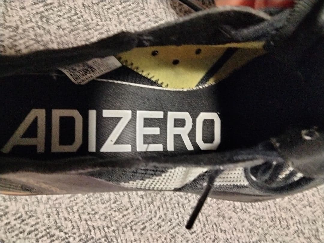 ADIZERO アバンチ　 スパイクシューズ ブラック/ホワイト 26.0cm