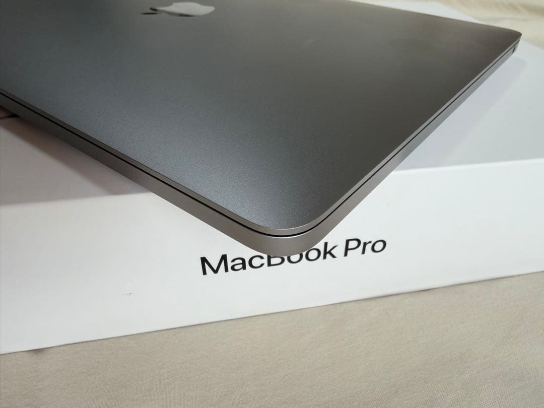 美品/MacBook Pro/2020/13.3インチ/512GB/16GB