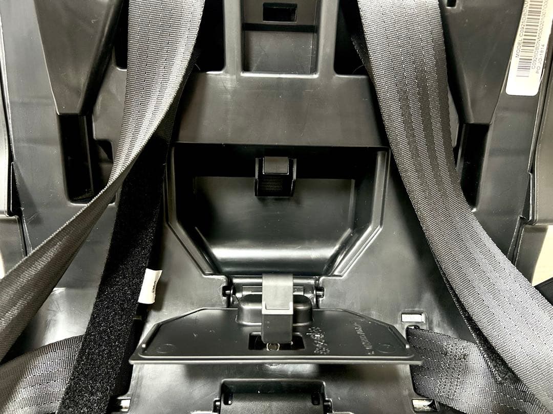 美品【Joie】Valiant コンバーチブルタイプチャイルドシート【デニム】