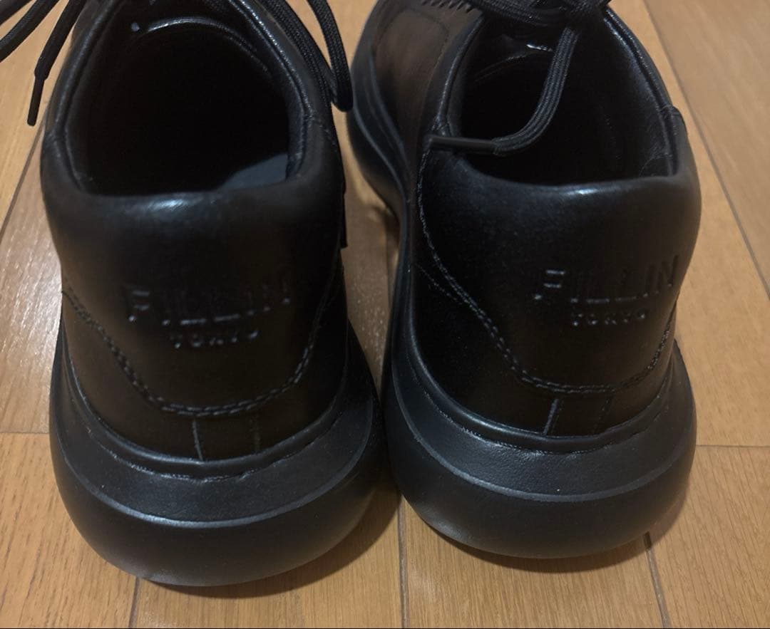 FILLIN LUCENT ブラック スニーカー　24センチ