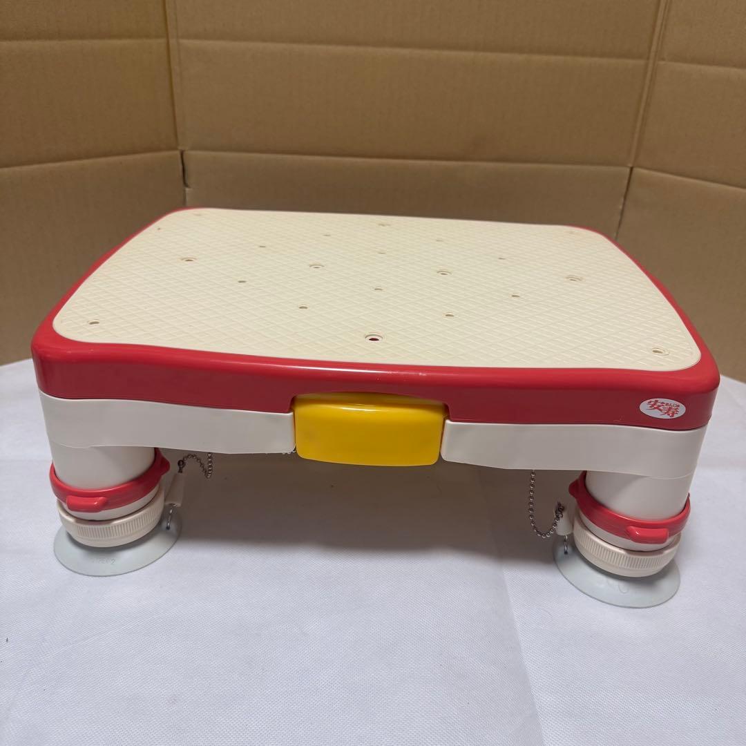 M8881 未使用 安寿 浴槽台R 幅42×奥行32×高さ15〜22.5cm