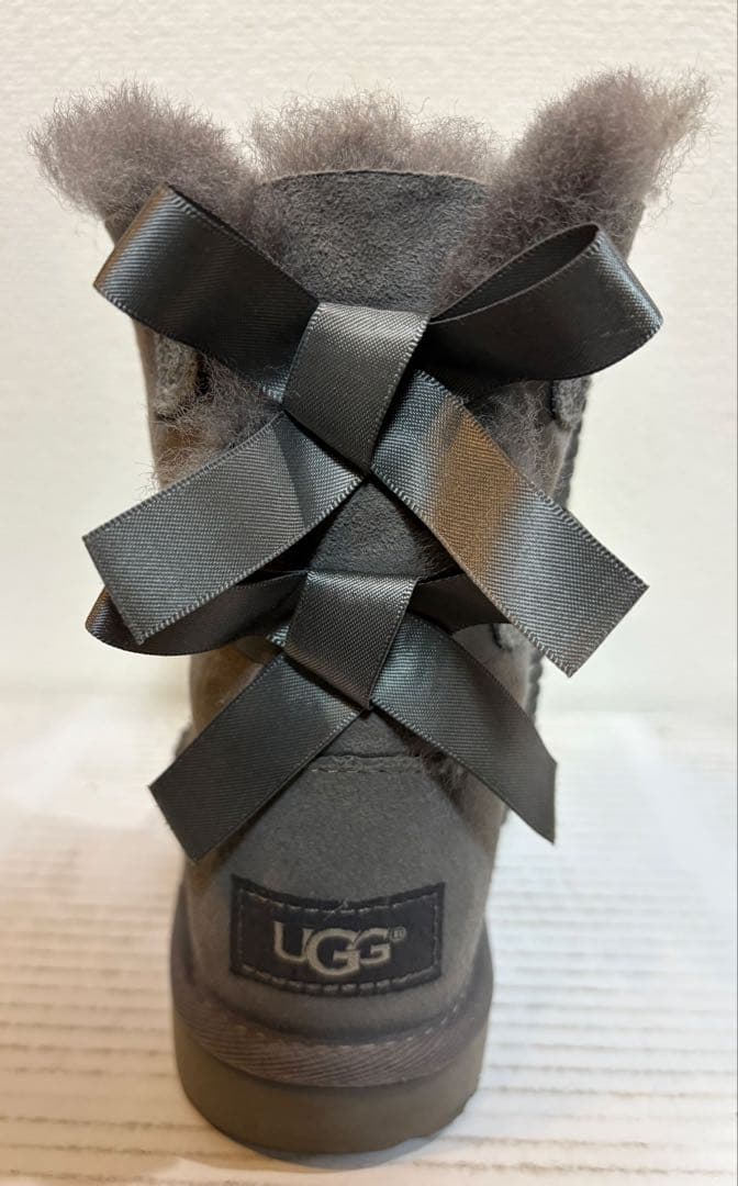 UGG キッズ　ブーツ　ムートン　19cm