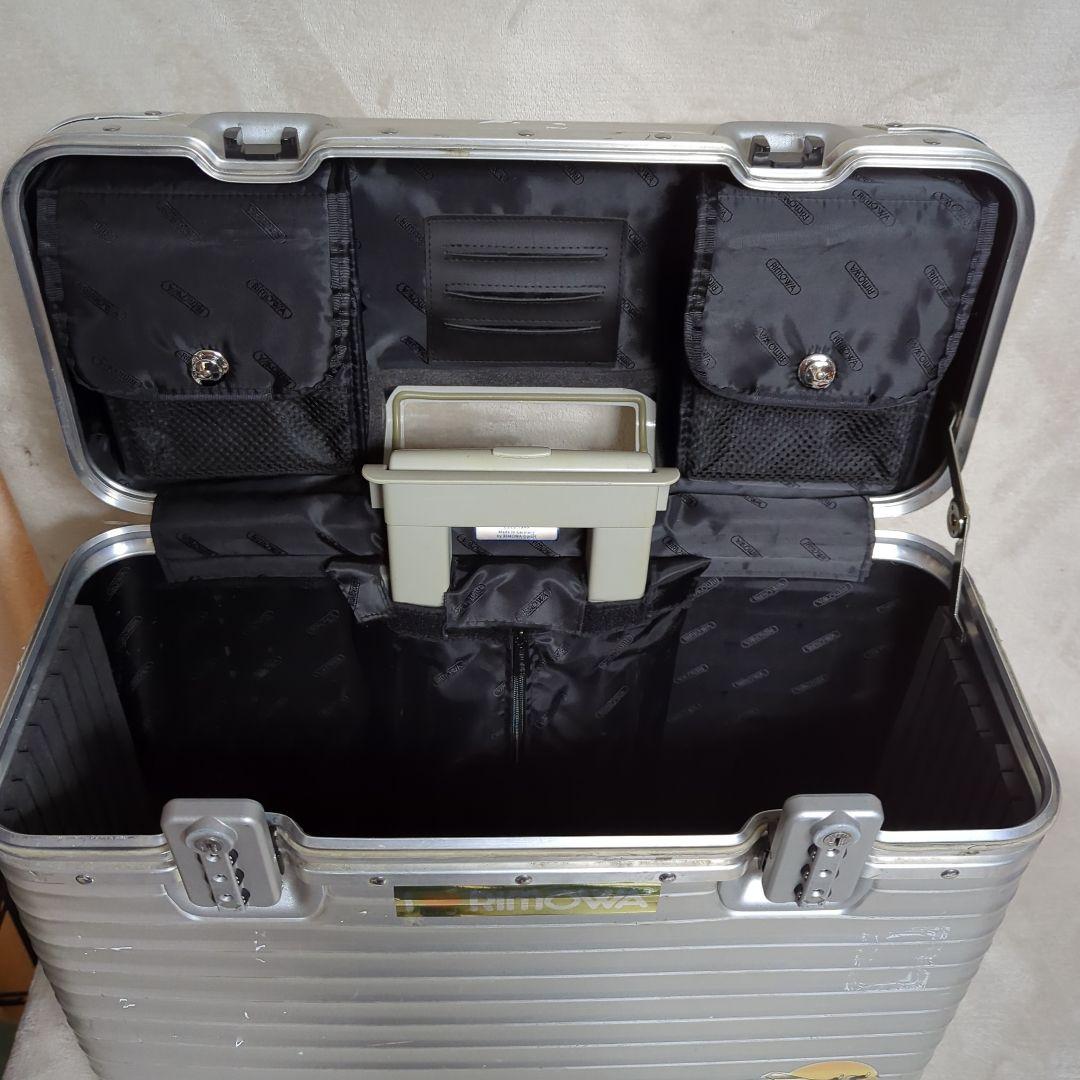 リモワ パイロットキャリーケース アルミ 2輪 トラベルバッグ 廃盤