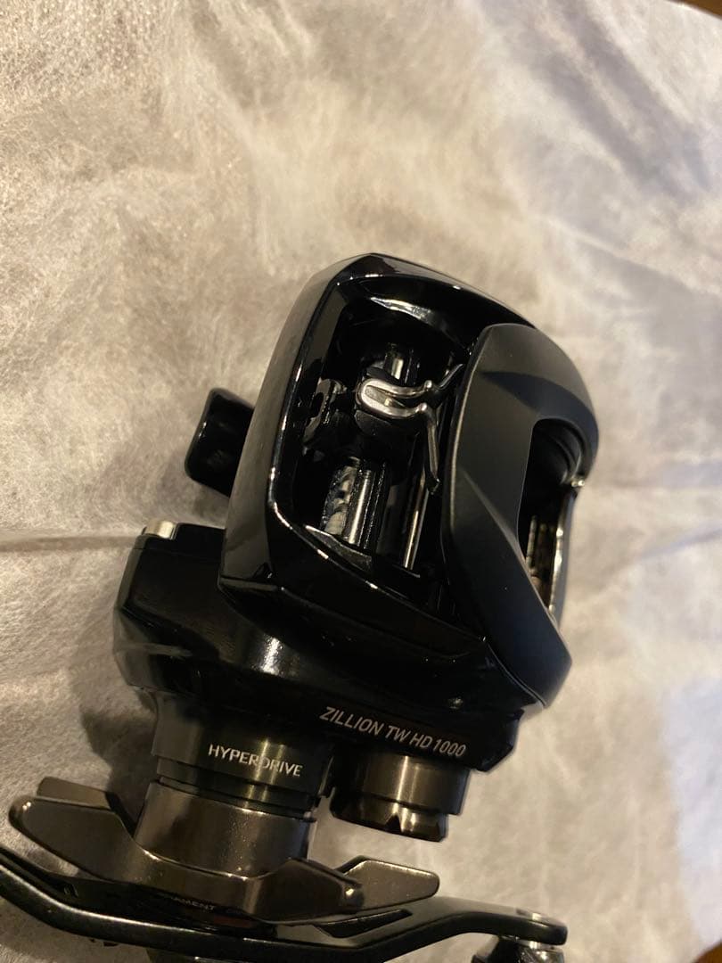 ZILLION TW HD 1000XHL ベイトリール ブラック