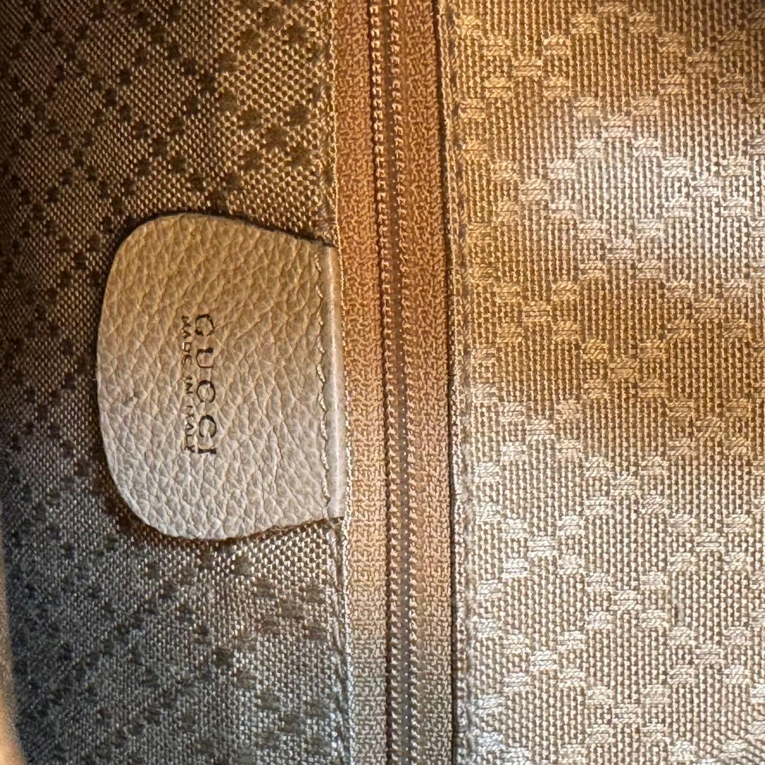 GUCCI ベージュ スエード リュック バンブー