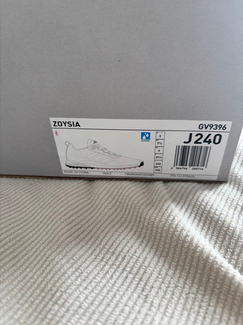 ゾイシア【adidas Golf/アディダスゴルフ】スパイクレスゴルフシューズ