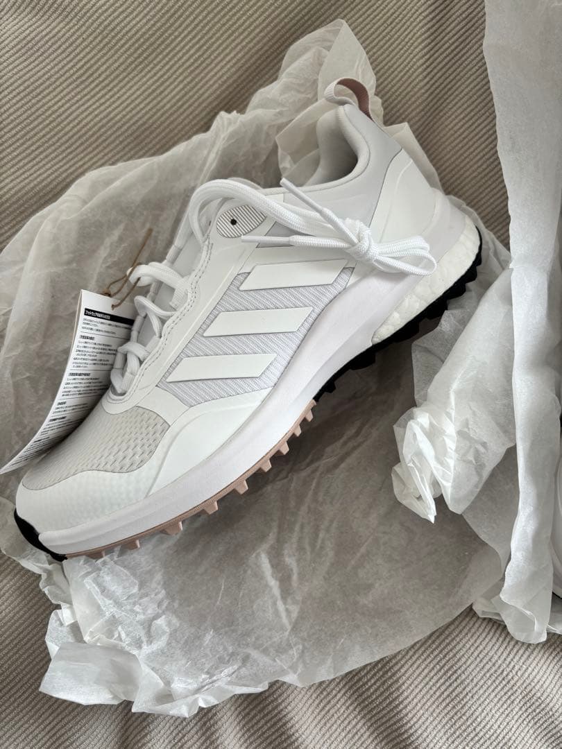 ゾイシア【adidas Golf/アディダスゴルフ】スパイクレスゴルフシューズ