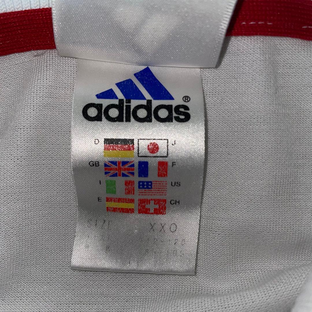 アディダス万国旗タグ1999年2000年シーズンのサッカー日本代表ユニフォーム