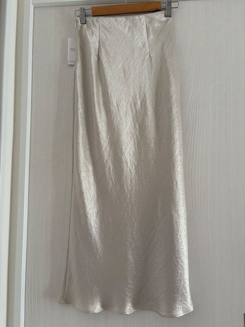 25AW新品未使用Spick and Spanサテンフレアスカート34ナチュラル