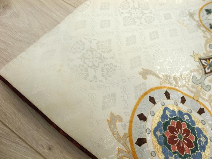 七五三 ◇白色系　刺繍入り　鷹◇5歳男の子着物・羽織・袴セット6048【中古】