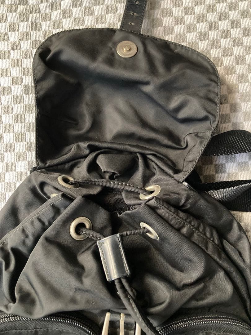 PRADA ブラック バックパック　ミニリュック　黒