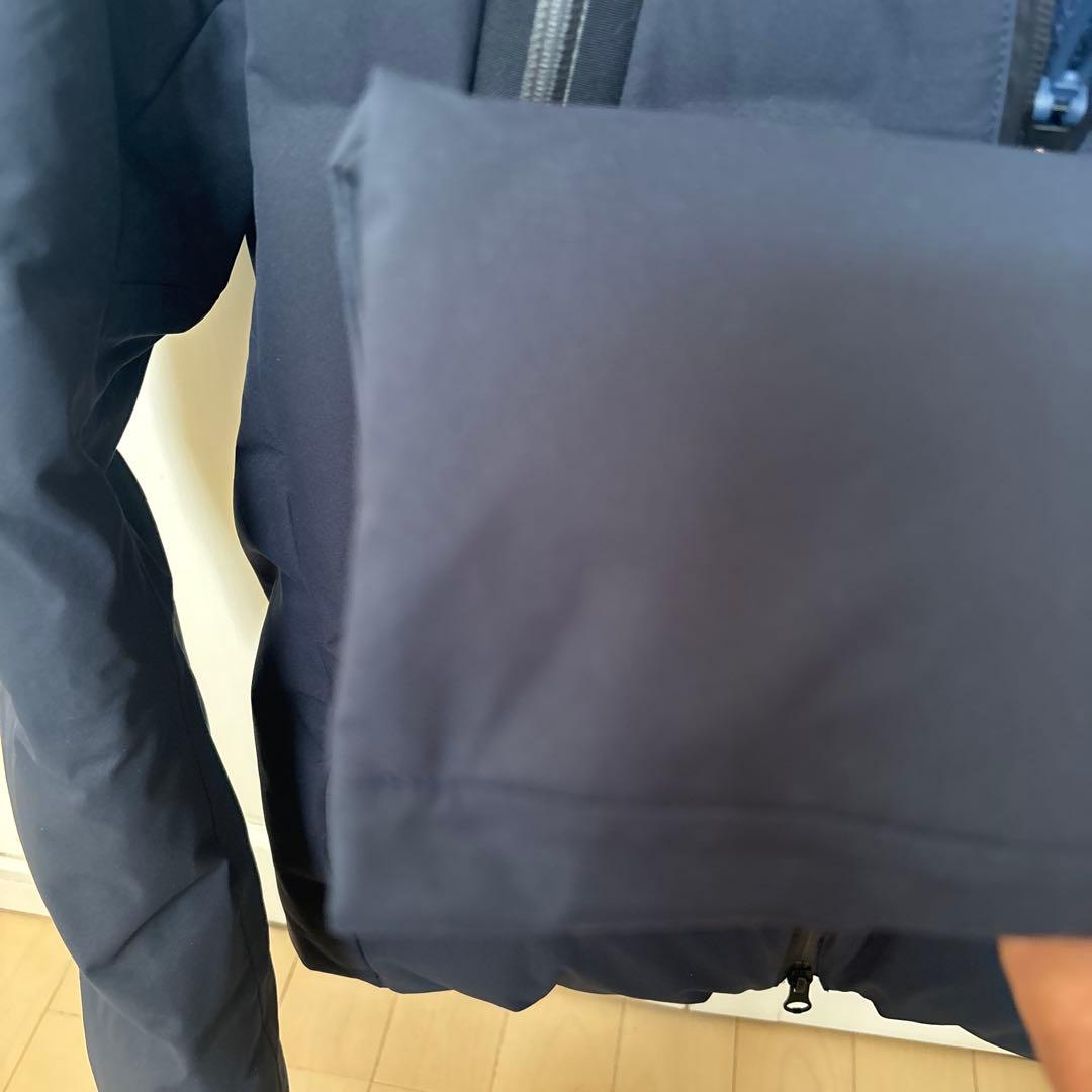 デサントオルテライン　 水沢ダウン　ギャランティカードあり