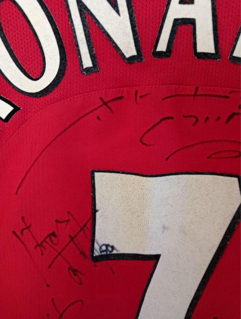 04-06 クリスティアーノ・ロナウド　サイン入り ユニフォーム　正規品