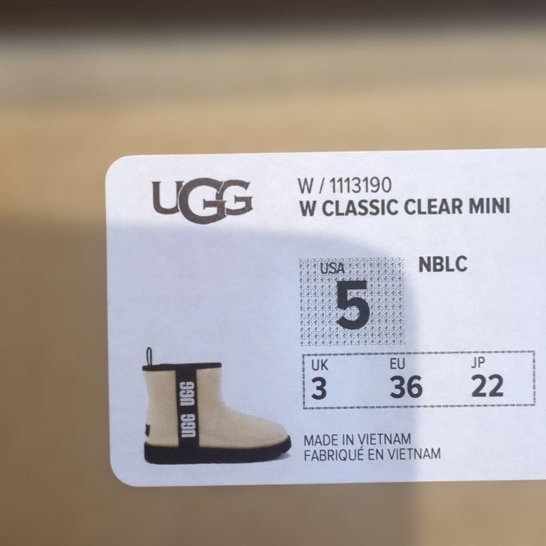 未使用　UGG 22cm　レインブーツ　スノーブーツ