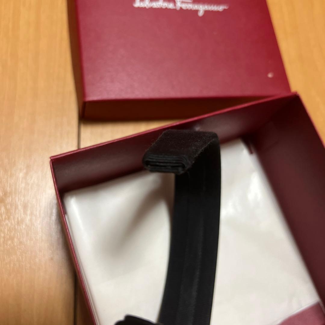 Salvatore Ferragamo クリスタルヘアバンド