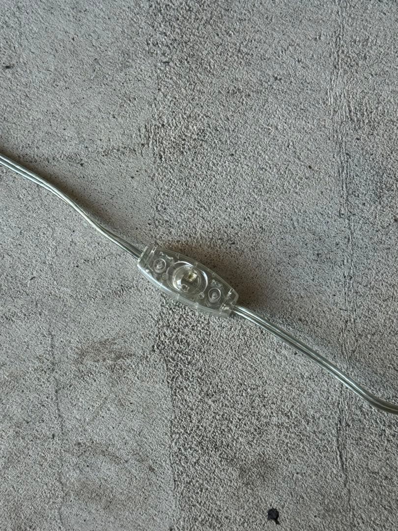 トライポットスタンドランプ　ミッドセンチュリー　モダン