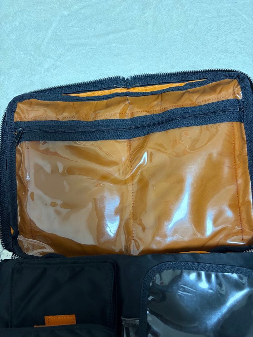 【美品】ポーター PORTER タンカー ショルダーバッグ（M） ブラック