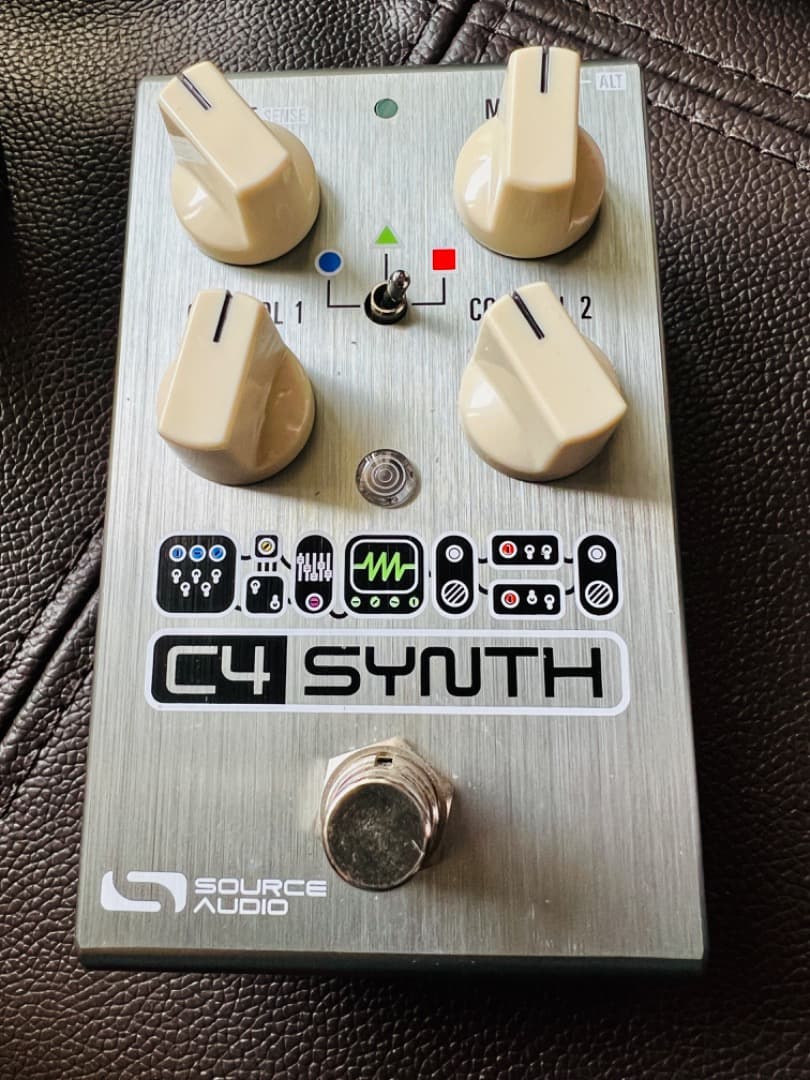 SOURCE AUDIO SA249 C4 SYNTH シンセベースエフェクター