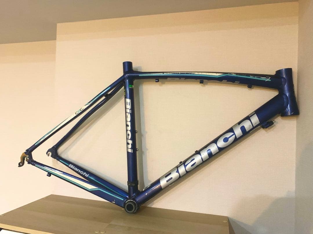 ◆ビアンキBianchi 渋い紺色×白×チェレステのアルミフレーム◆ロードバイク