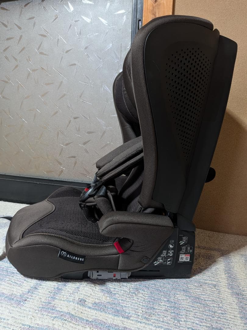 美品 カーメイト エールベベ パパット グランス ISOFIX