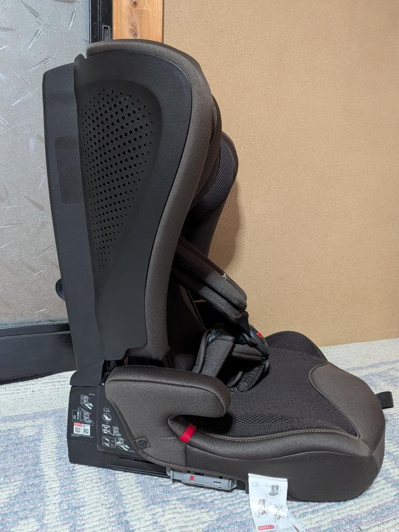 美品 カーメイト エールベベ パパット グランス ISOFIX