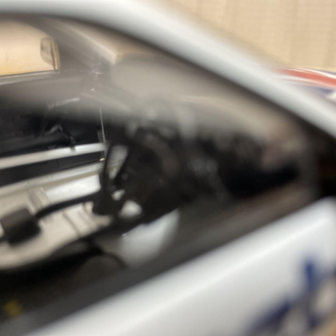 1/24 リーボックスカイラインR32