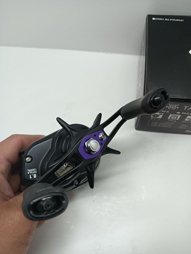 美品 タトゥーラ TW 100XHL フルベアリング ドラグ音＋替えスプールなし